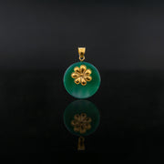 Green Agate pendant with 21 karat gold jewelry design flower front view | ZAMAN HANDMADE JEWELRY