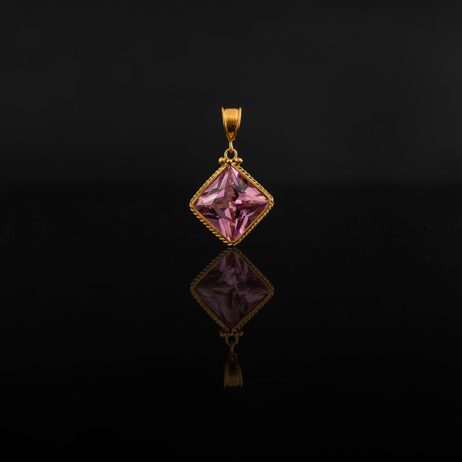 Pink Tourmaline pendant with 21 karat gold jewelry design front view | ZAMAN HANDMADE JEWELRY