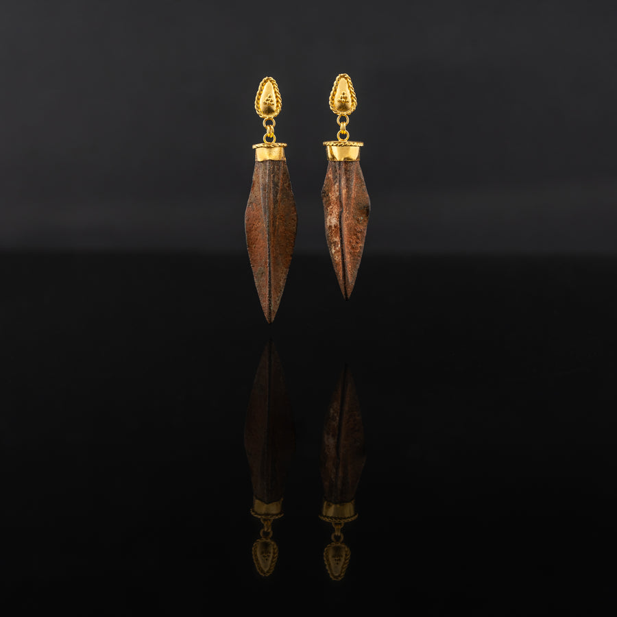 Bronze arrows earrings with 21 karat gold jewelry design front view | ZAMAN HANDMADE JEWELRY|Luxury jewelry Fine jewelry High-end jewelry Exclusive jewelry Premium jewelry Upscale jewelry|Antique Style|